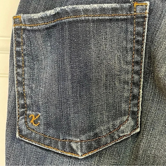 Kut from the Kloth Straight Leg Jeans 6 - Picture 5 of 6